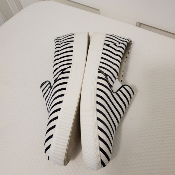 MIA Black & White Striped Loafers Size 10, casual, beachwear, preppy - Picture 7 of 12